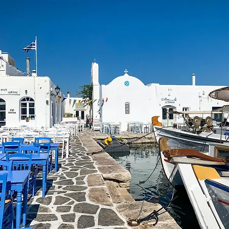 Charming Naxos With Seperate Bedroom Modern Furnishing Close To The Saint George Apartment Naxos City