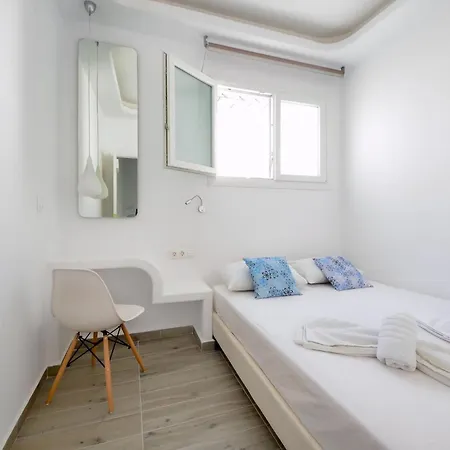Charming Naxos With Seperate Bedroom Modern Furnishing Close To The Saint George